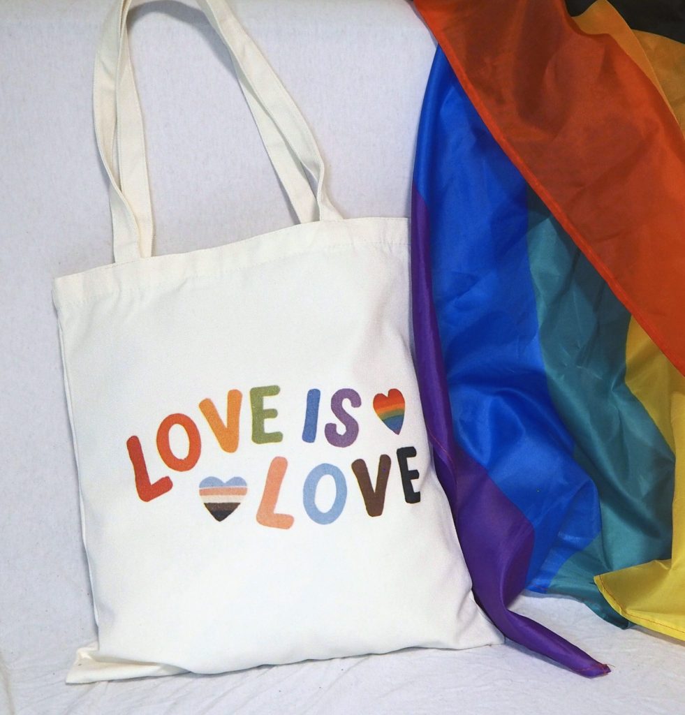 Totebag: Love is Love